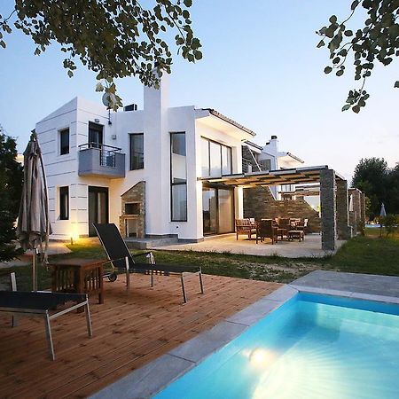Sunny Sani Luxury Villas Habitación foto