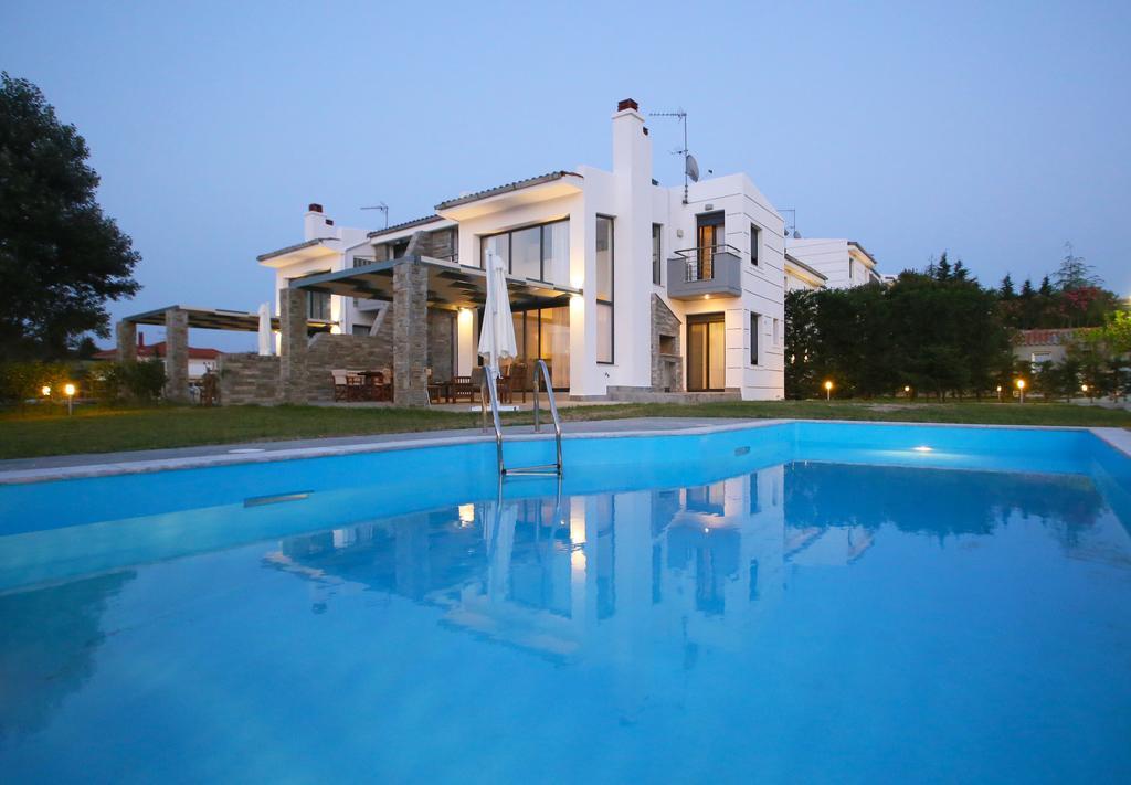 Sunny Sani Luxury Villas Habitación foto